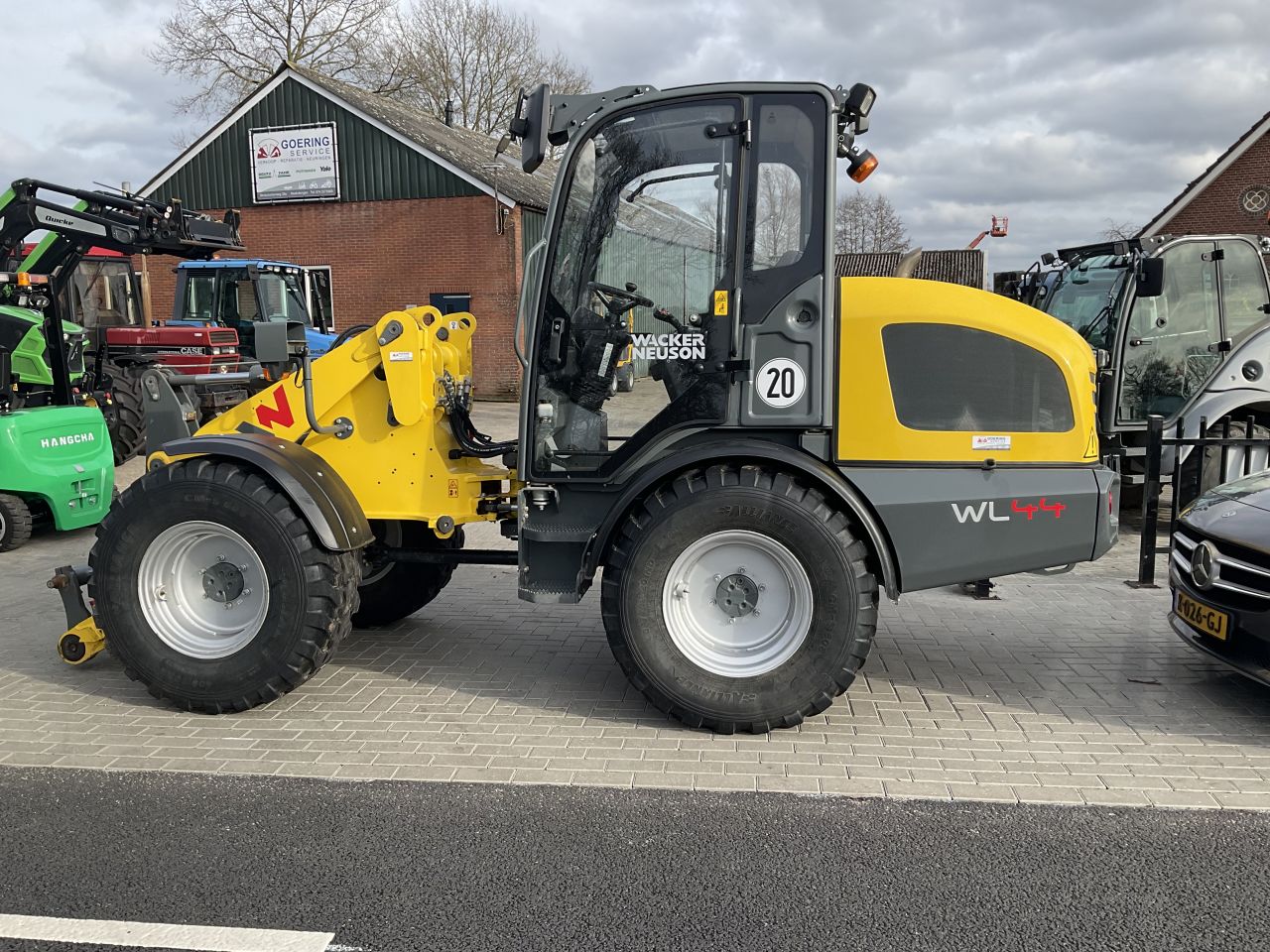 Wacker Neuson WL 44 shovel. 2024