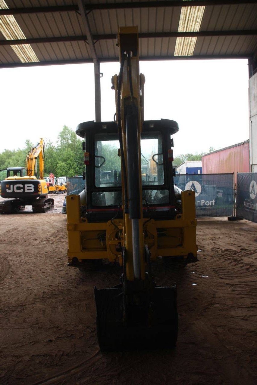 New Holland B80B-SS Diesel 96 PS Baggerlader, Baujahr 2017