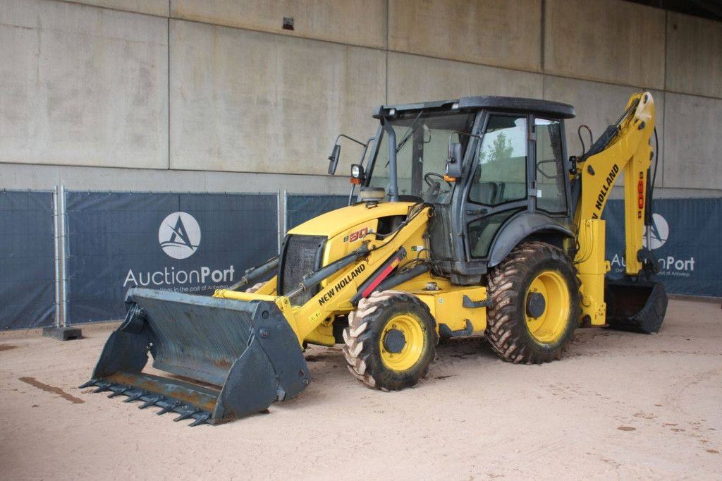 New Holland B80B-SS Diesel 96 PS Baggerlader, Baujahr 2017