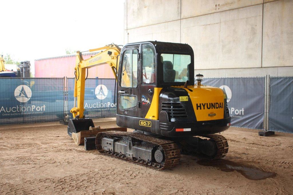 Crawler excavator Hyundai R60-7 Diesel 53kW 2012