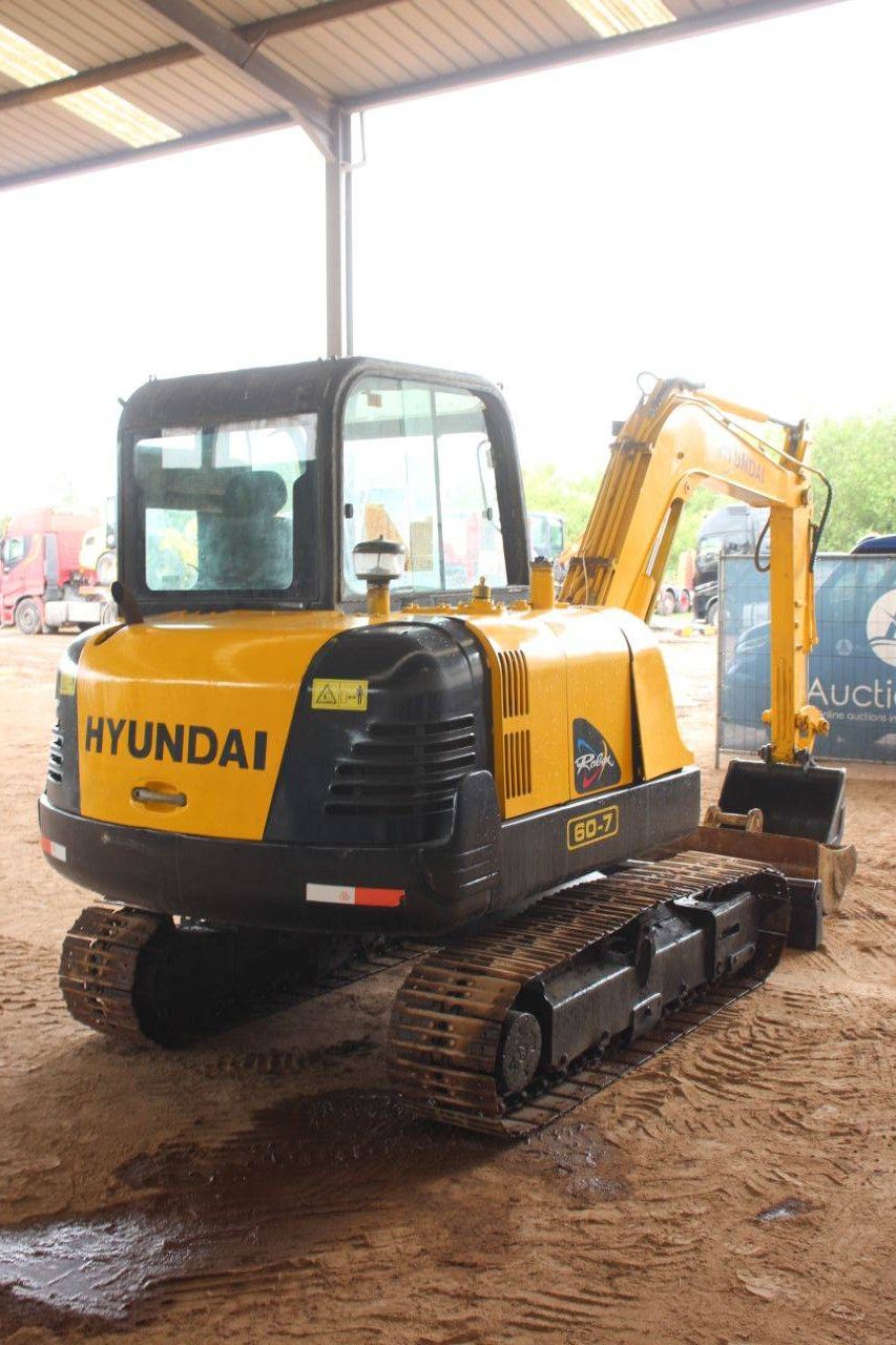 Crawler excavator Hyundai R60-7 Diesel 53kW 2012