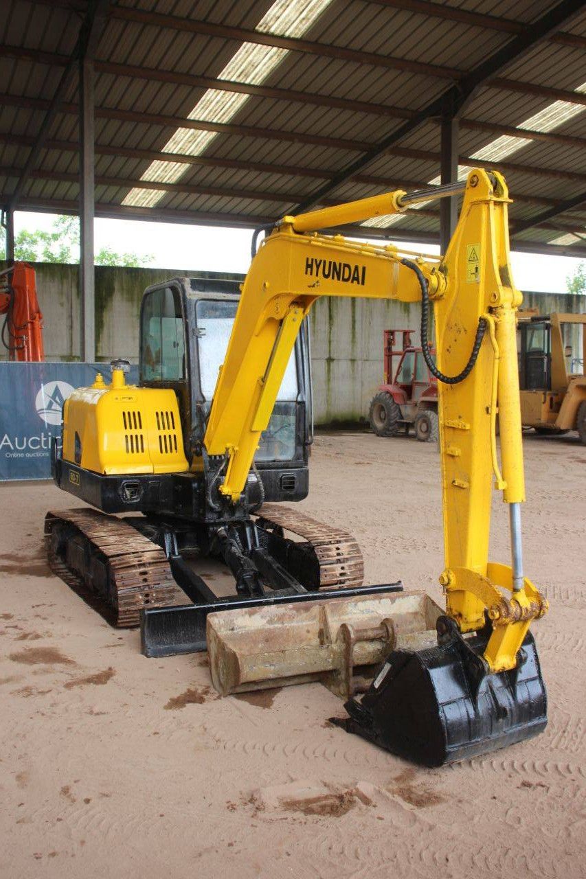 Crawler excavator Hyundai R60-7 Diesel 53kW 2012
