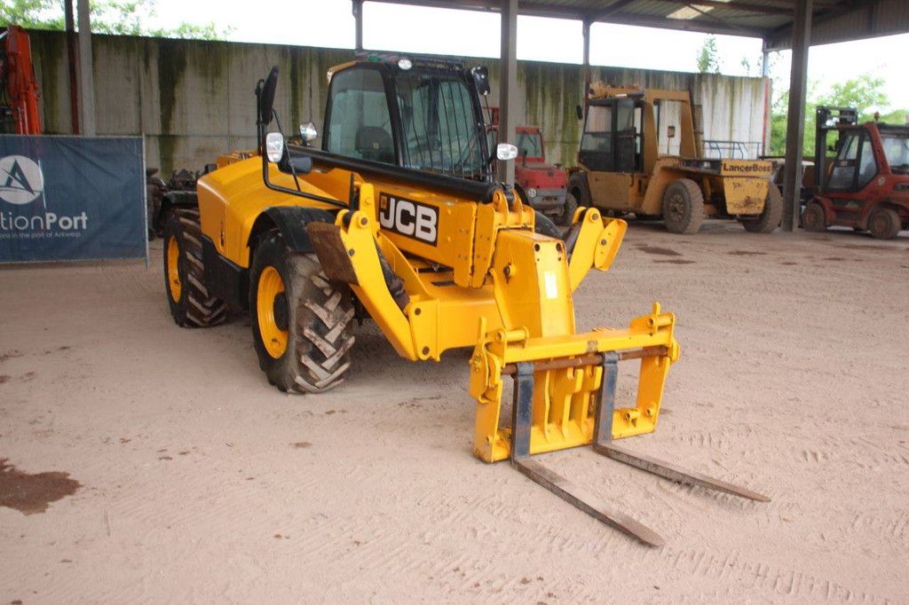 JCB 540-140 Telehandler Diesel 4000kg 13.8m 2021