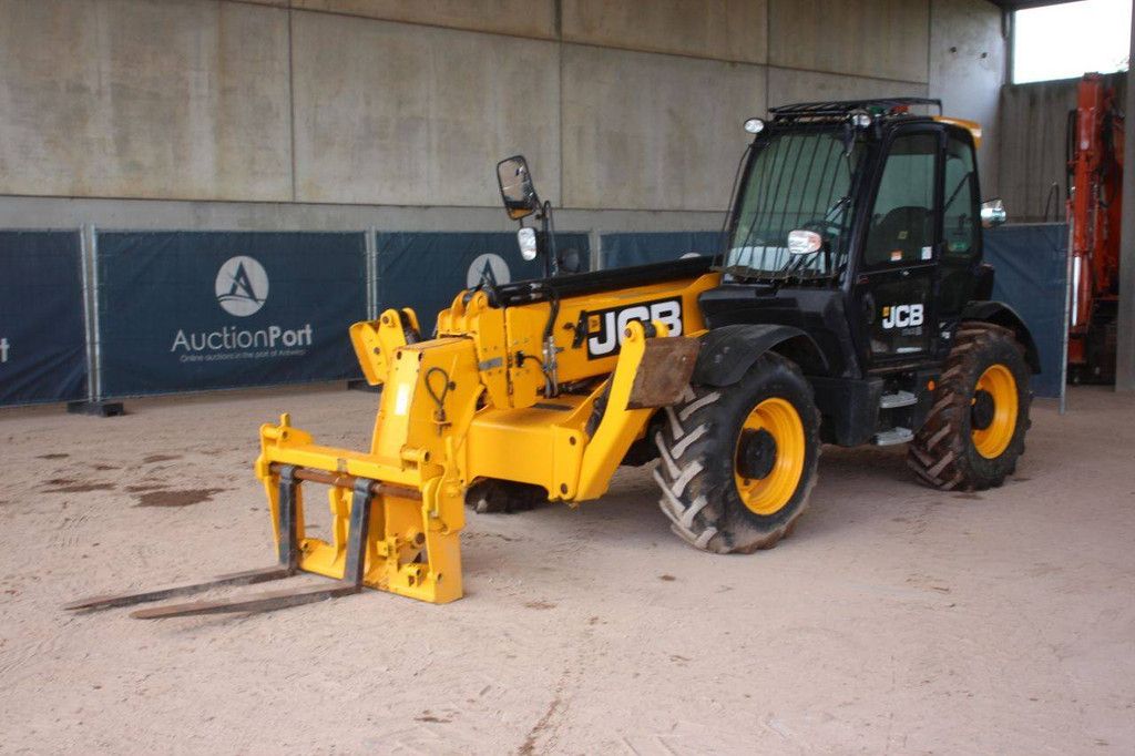 JCB 540-140 Telehandler Diesel 4000kg 13.8m 2021