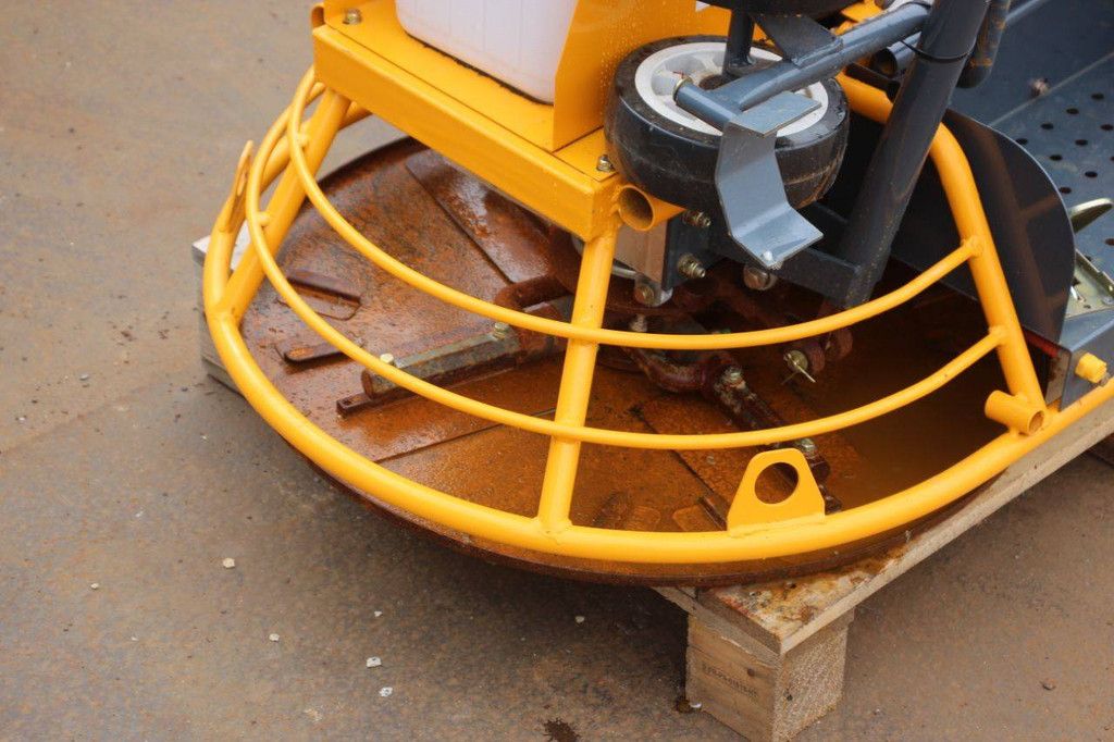 Ride-On Trowel 80R Concrete Power Supply Petrol 2025 New