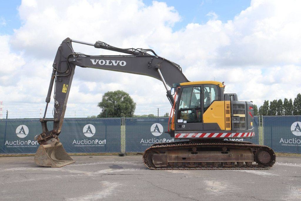Raupenbagger Volvo ECR235EL Diesel 129kW 2017