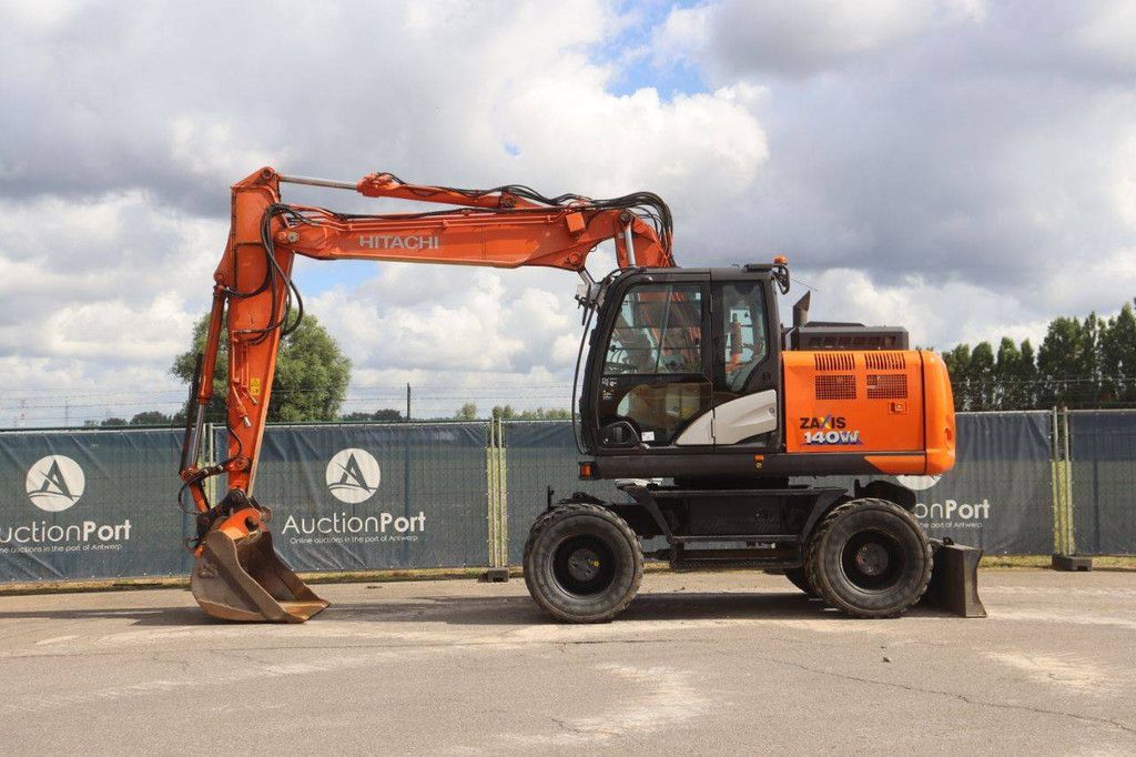 Hitachi ZX140W-6 Radbagger, Diesel, 105 kW, Baujahr 2018