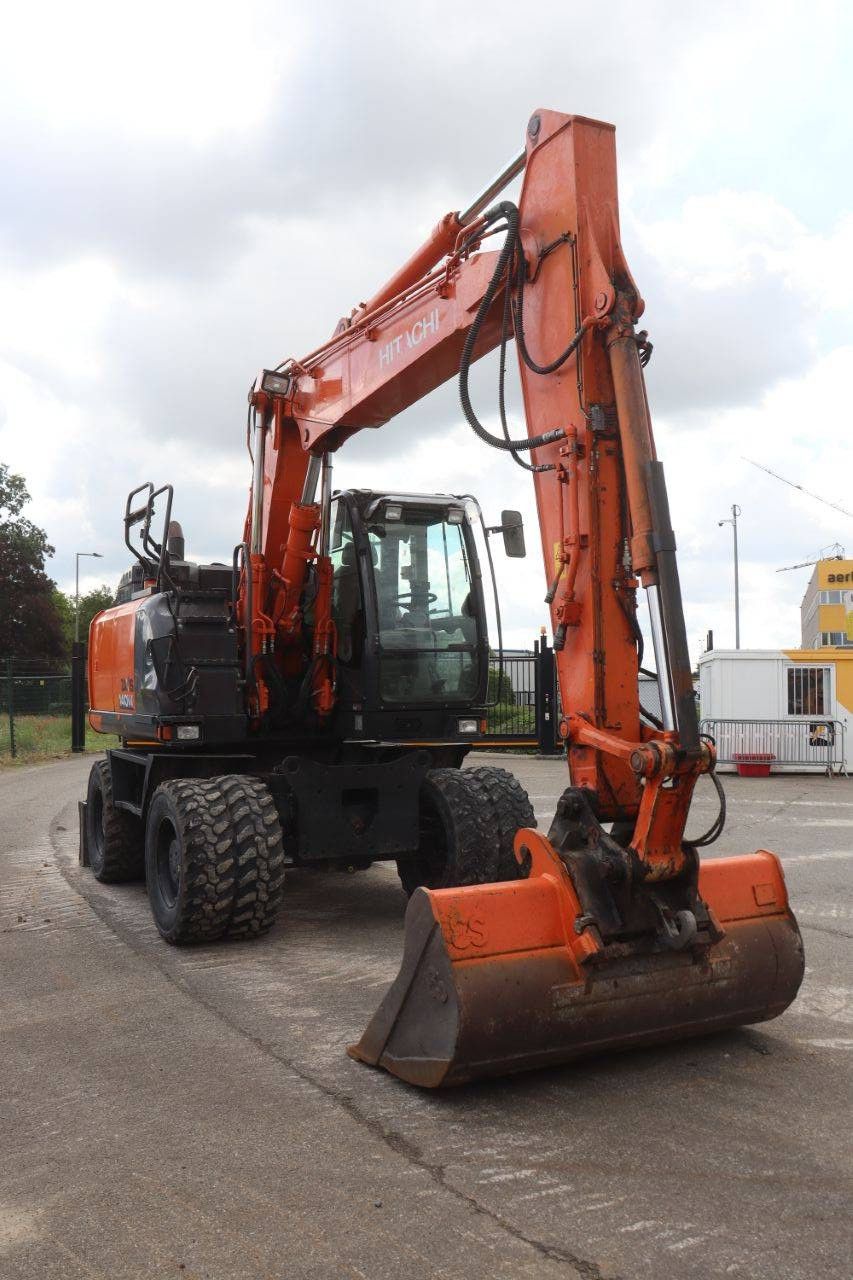 Hitachi ZX140W-6 Radbagger, Diesel, 105 kW, Baujahr 2018