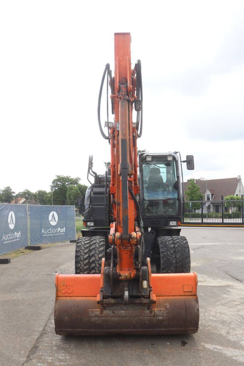 Hitachi ZX140W-6 Radbagger, Diesel, 105 kW, Baujahr 2018
