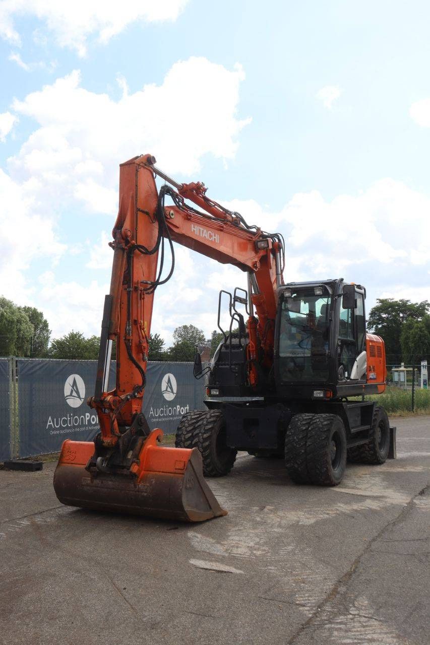 Hitachi ZX140W-6 Radbagger, Diesel, 105 kW, Baujahr 2018