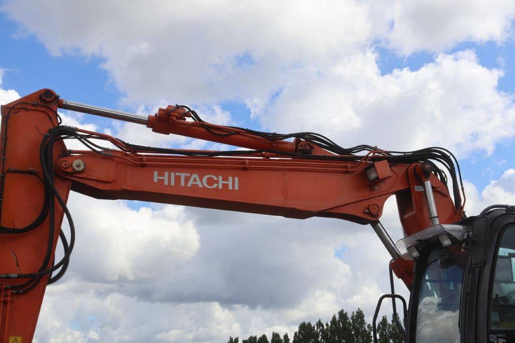 Hitachi ZX140W-6 Radbagger, Diesel, 105 kW, Baujahr 2018