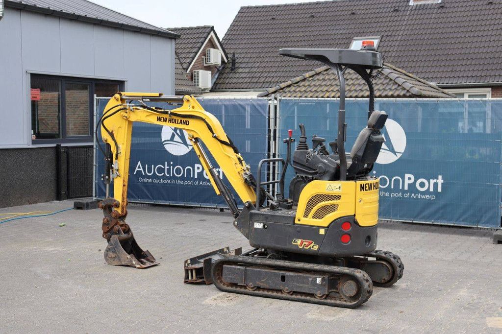 Minigraver New Holland E17C Diesel 12kW 2021