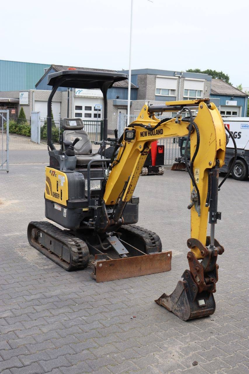 Minigraver New Holland E17C Diesel 12kW 2021