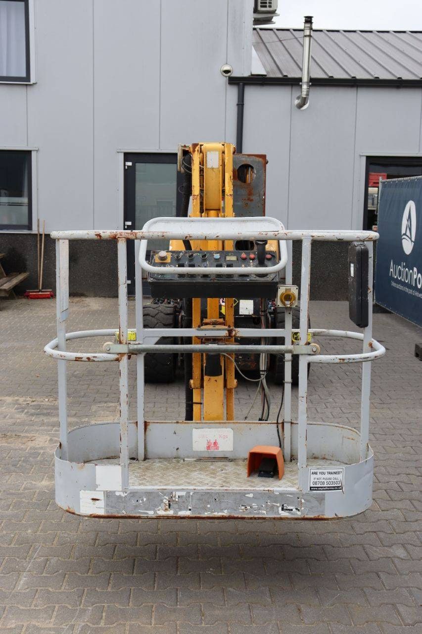 Knikarmhoogwerker Nifty HR15NDE Elektrisch+Diesel 15.5m 2005