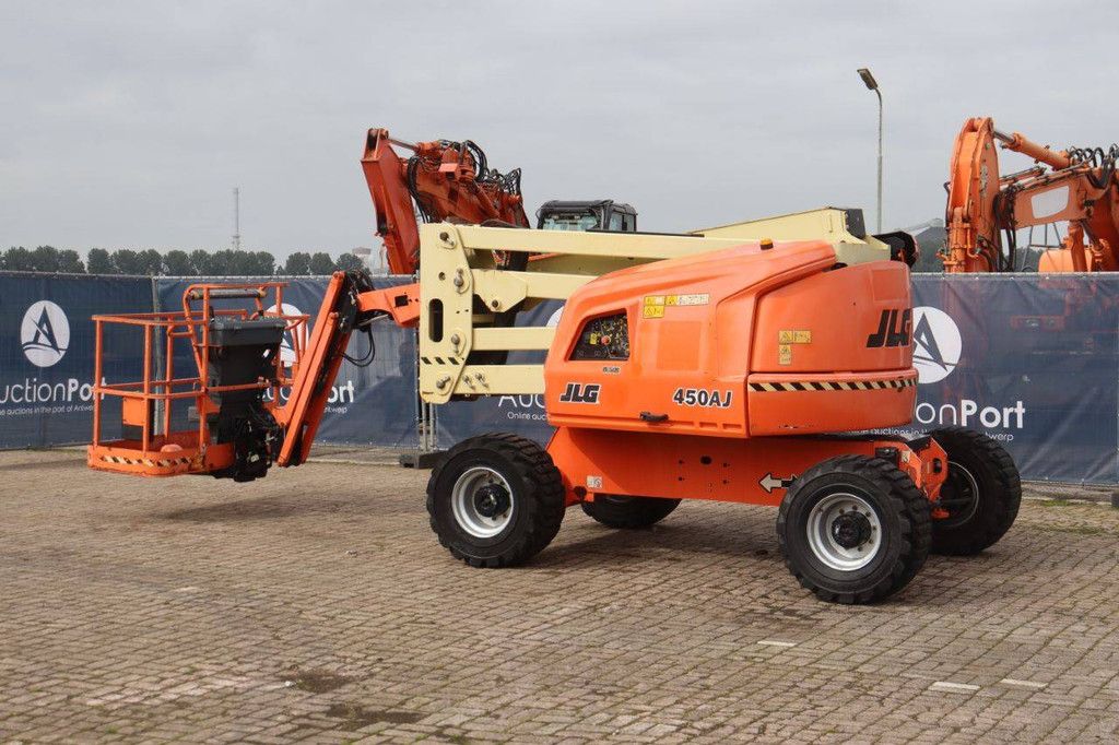 Articulated boom lift JLG 450AJ Diesel 15.7m 2018