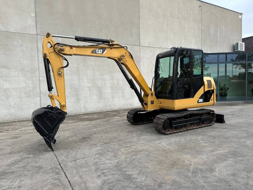 Raupenbagger Caterpillar 306 Diesel 40,5 kW 2011