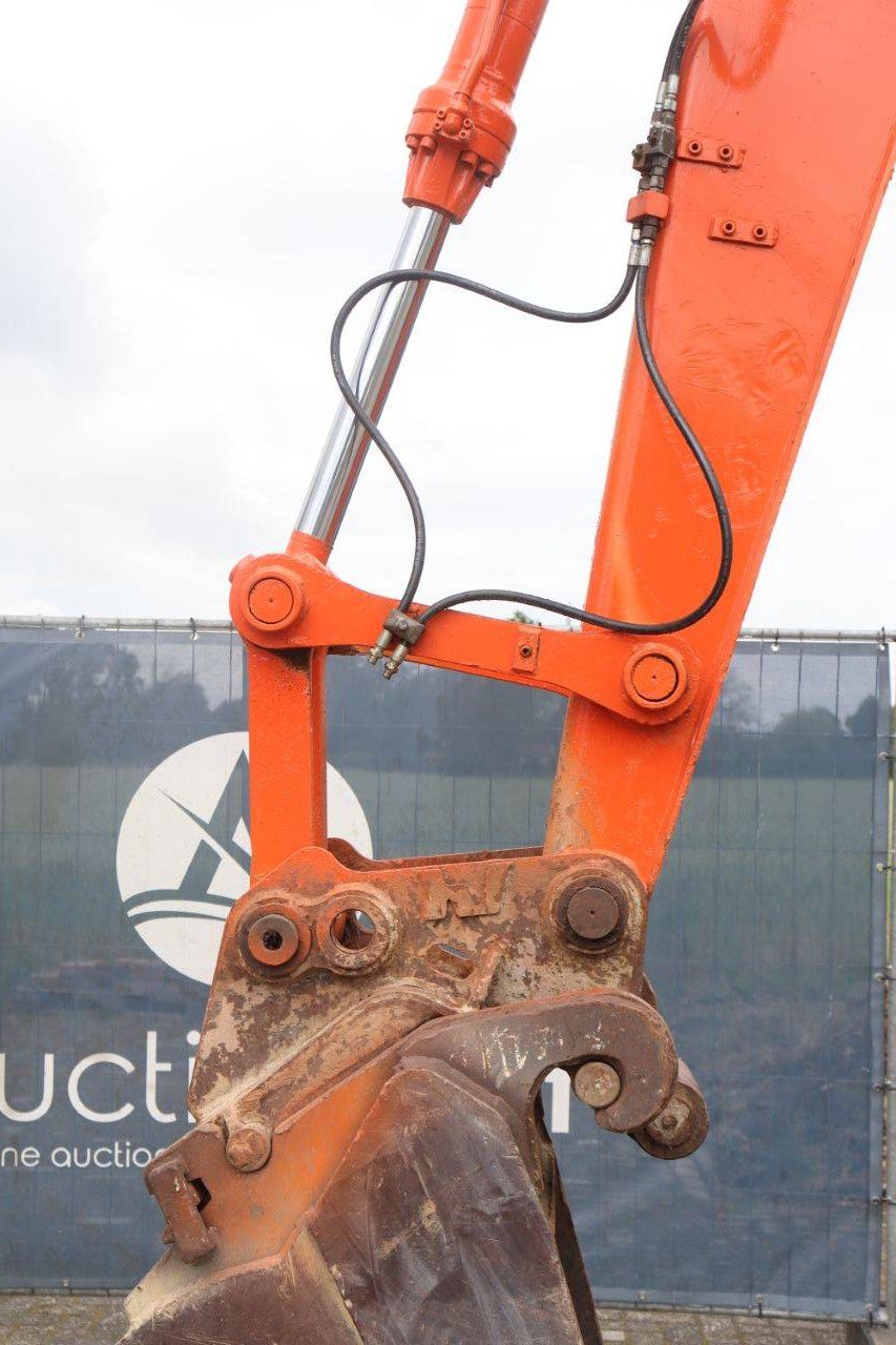 Rupsgraafmachine Hitachi Zaxis ZX130-3 Diesel 69kW 2009
