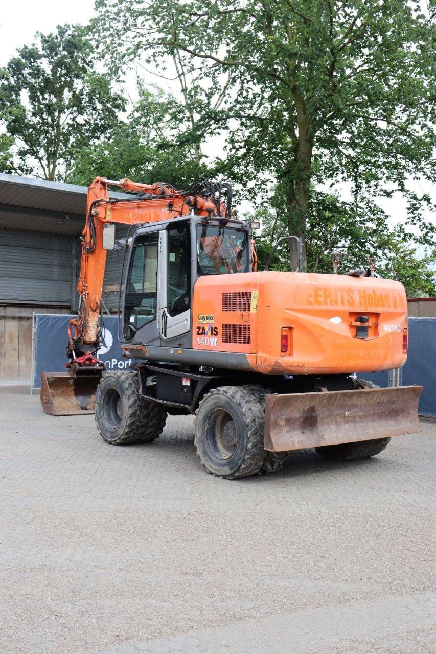 Wheel excavator Hitachi ZAXIS ZX140W-3 Diesel 90kW 2009