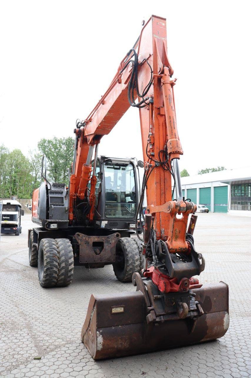 Wheel excavator Hitachi ZAXIS ZX140W-3 Diesel 90kW 2009