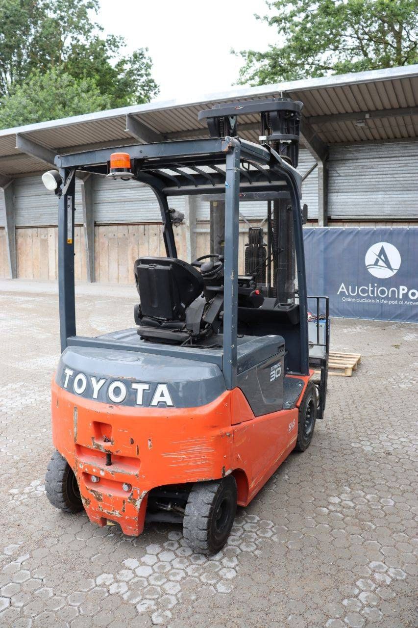 Toyota 8FBMKT30 Elektrogabelstapler 3000 kg 2018