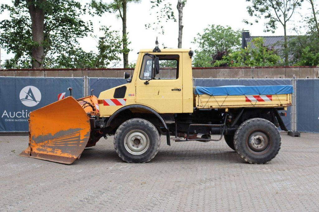 Mercedes-Benz Unimog U1000 Diesel 70kW Truck 1982