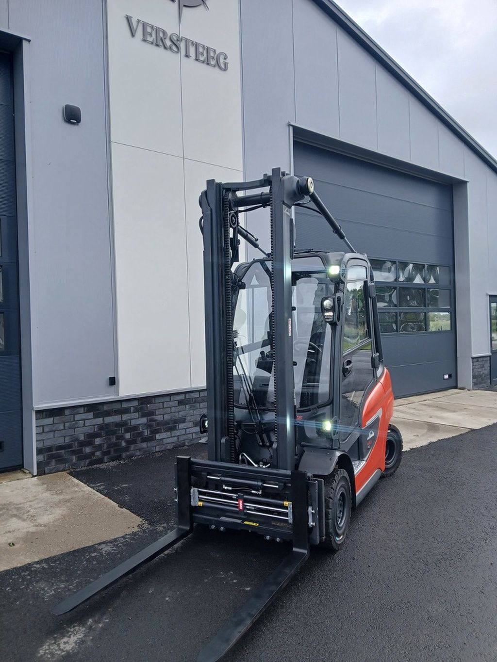 Linde H25D BJ2020 met sideshift en vorkenversteller