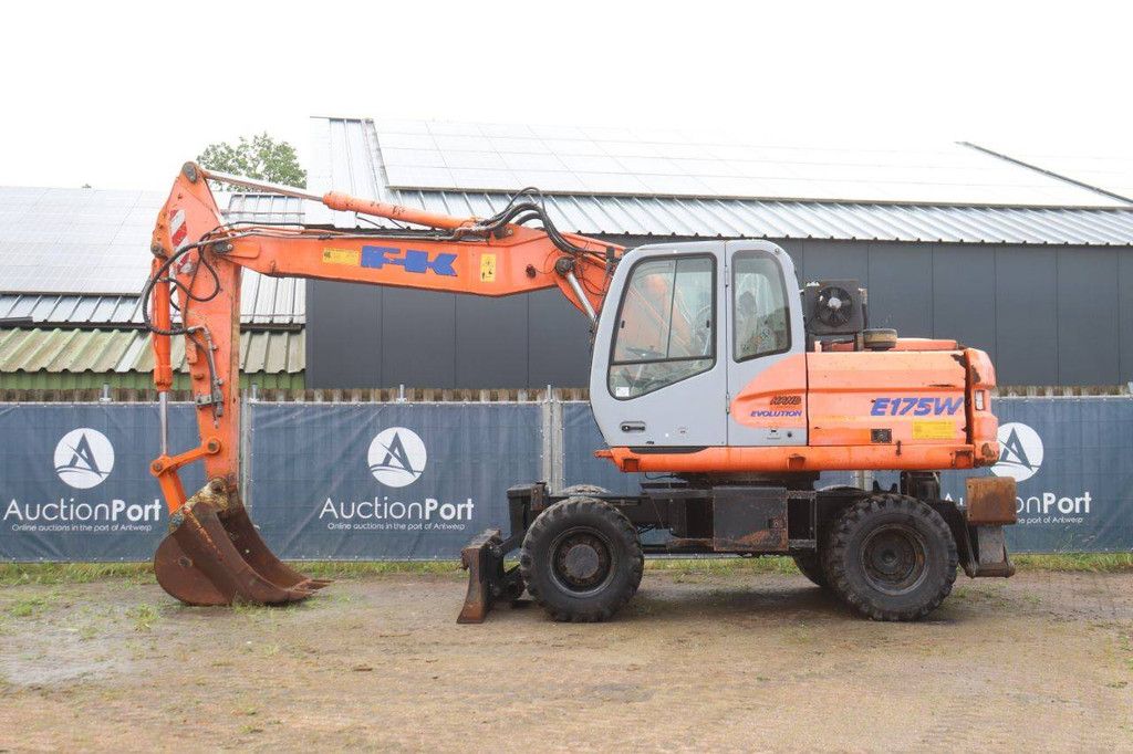 Mobilbagger Fiat Kobelco E175W Diesel 112kW 2003