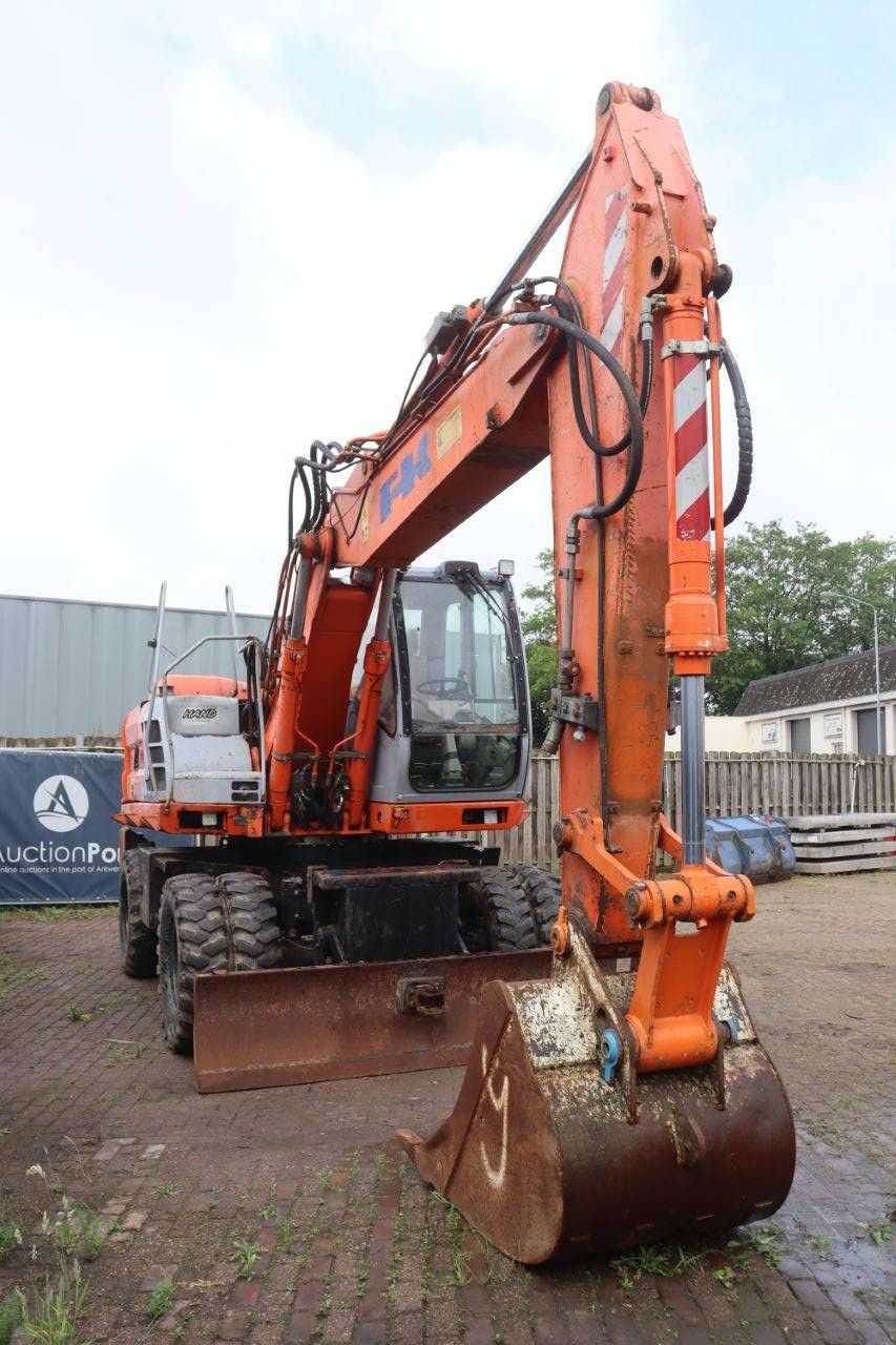 Mobilbagger Fiat Kobelco E175W Diesel 112kW 2003