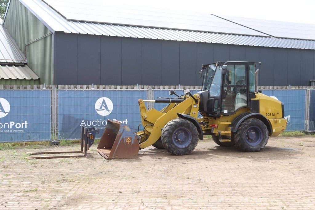 Caterpillar 908M Diesel-Radlader 55 kW, Baujahr 2018