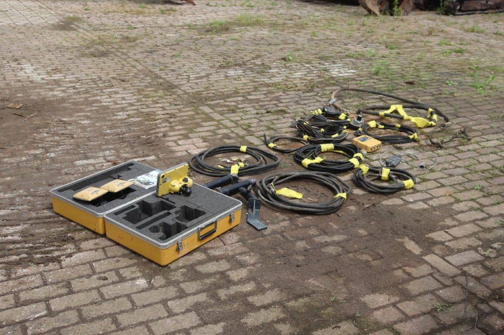 Topcon PG-S3 machine control system