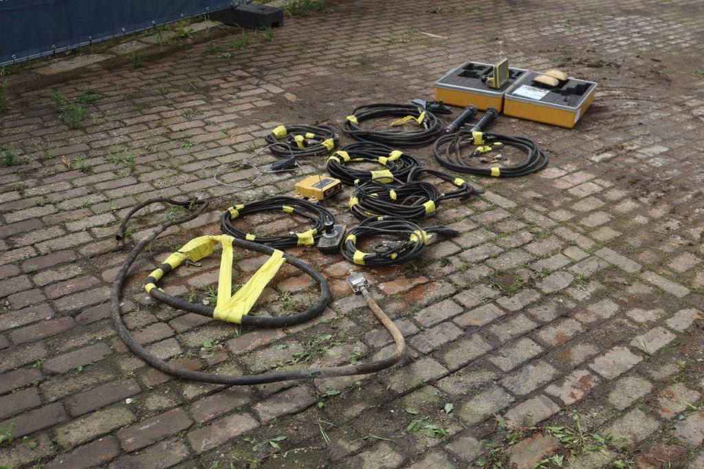 Topcon PG-S3 machine control system