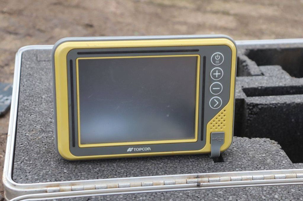 Topcon PG-S3 machine control system