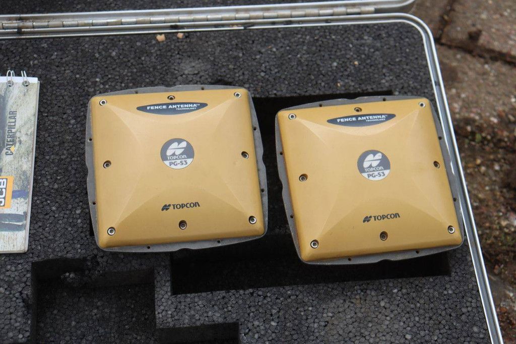 Topcon PG-S3 machine control system