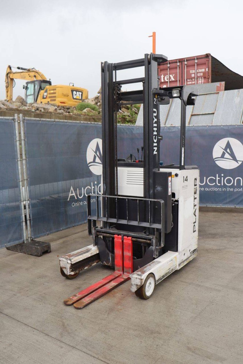 Schubmaststapler Nichiyu FBRM14-85B-400 Elektro 1400 kg 4,0 m 2021