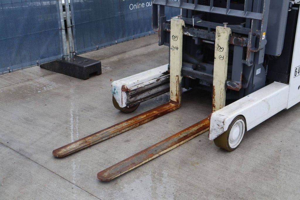 Schubmaststapler Nichiyu FBRM15-85B-400SF Elektrisch 1350 kg 4,0 m 2020