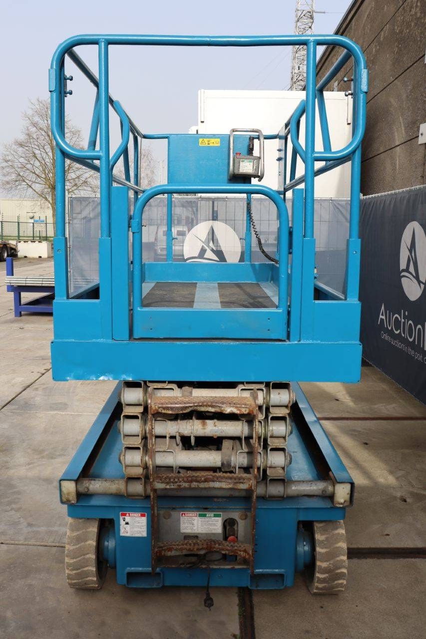 Genie GS-2646 Electric Scissor Lift 9.92m 1999