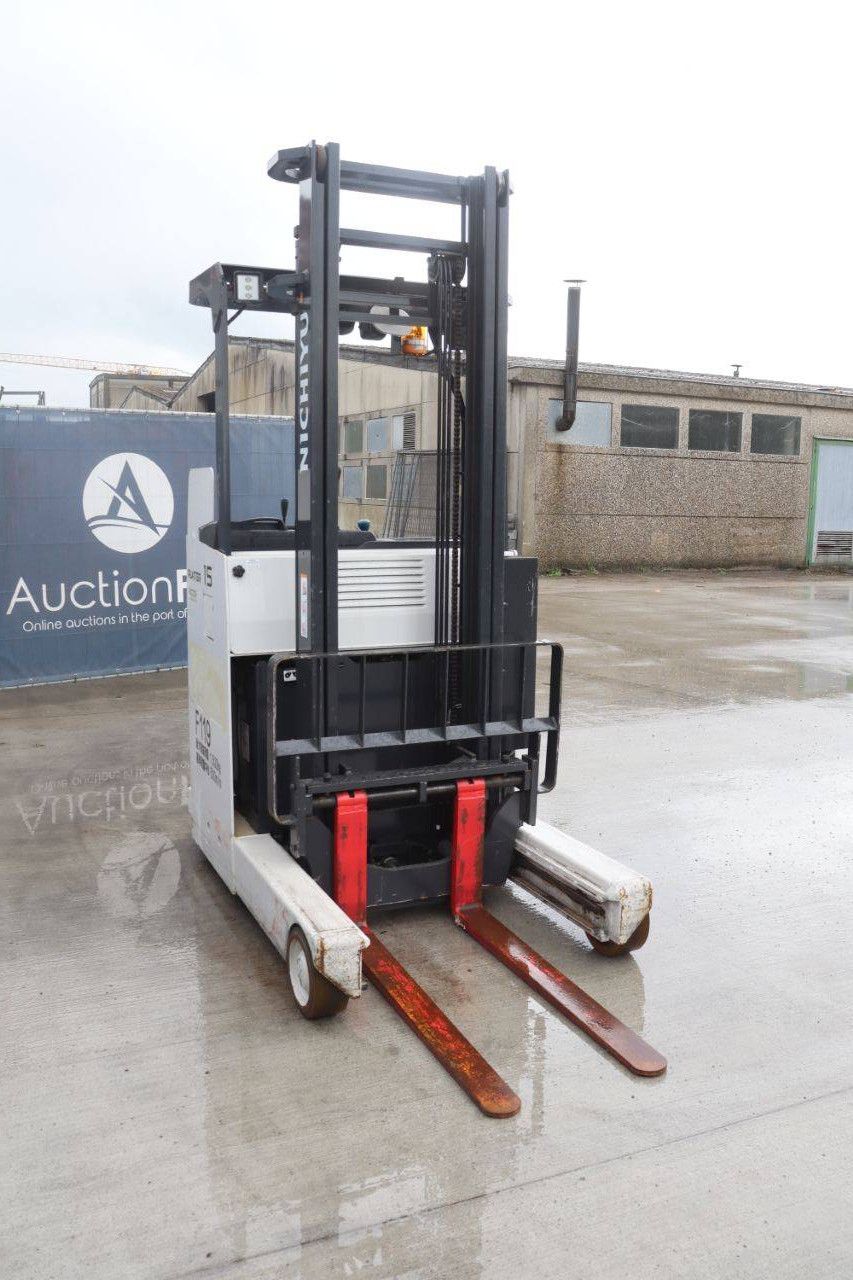 Schubmaststapler Nichiyu FBRM15-85-400 Elektro 1500 kg 4,0 m 2019