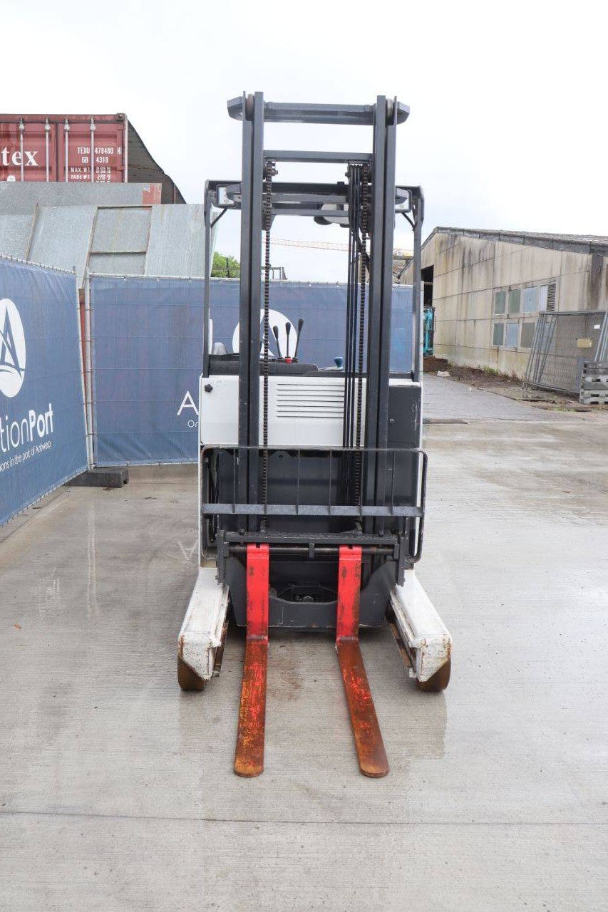 Schubmaststapler Nichiyu FBRM15-85-400 Elektro 1500 kg 4,0 m 2019