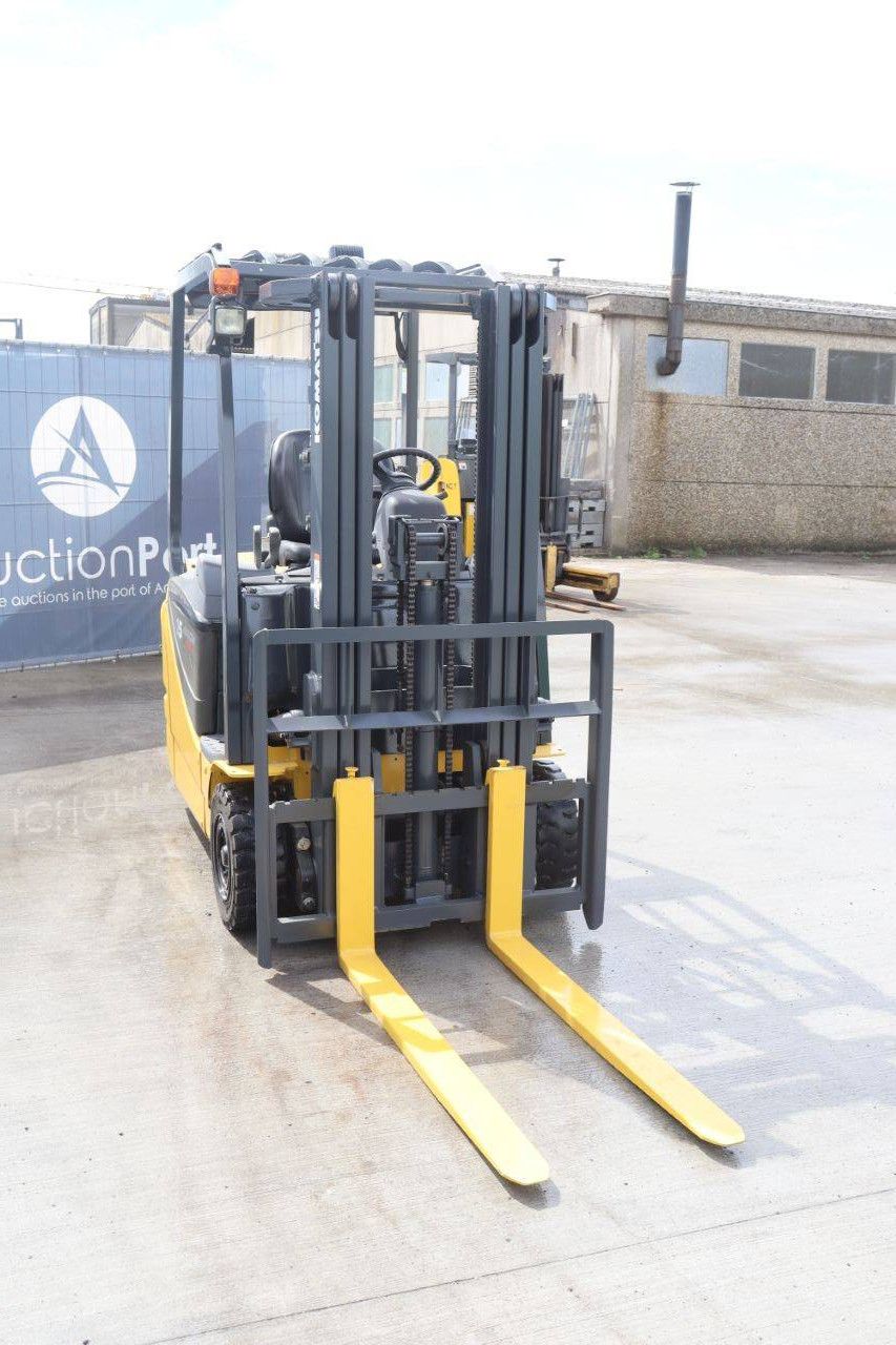 Komatsu FB15M-12 Electric Forklift 1450kg 4.0m 2011