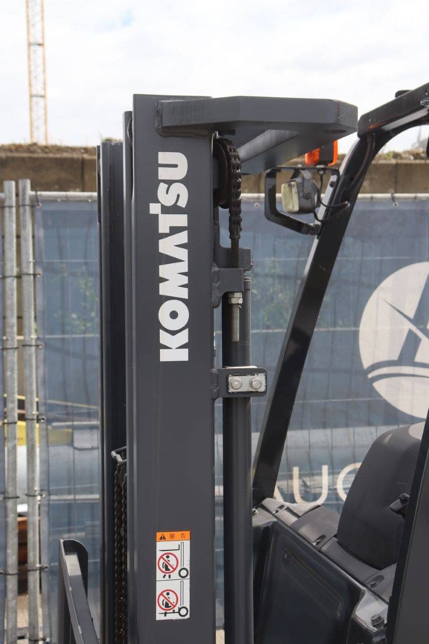 Komatsu FB15M-12 Electric Forklift 1450kg 4.0m 2011