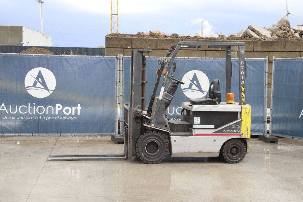 Nissan P1B2L20 Elektro-Gabelstapler, 2000 kg, 3,0 m, Baujahr 2007
