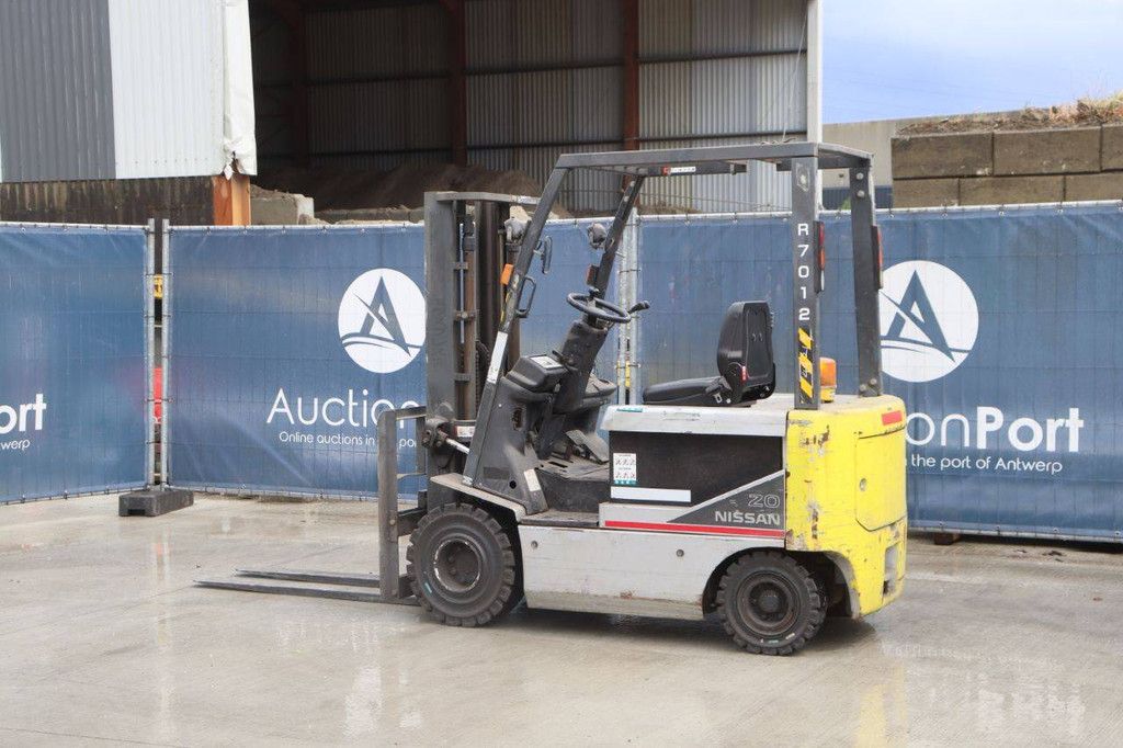 Nissan P1B2L20 Elektro-Gabelstapler, 2000 kg, 3,0 m, Baujahr 2007