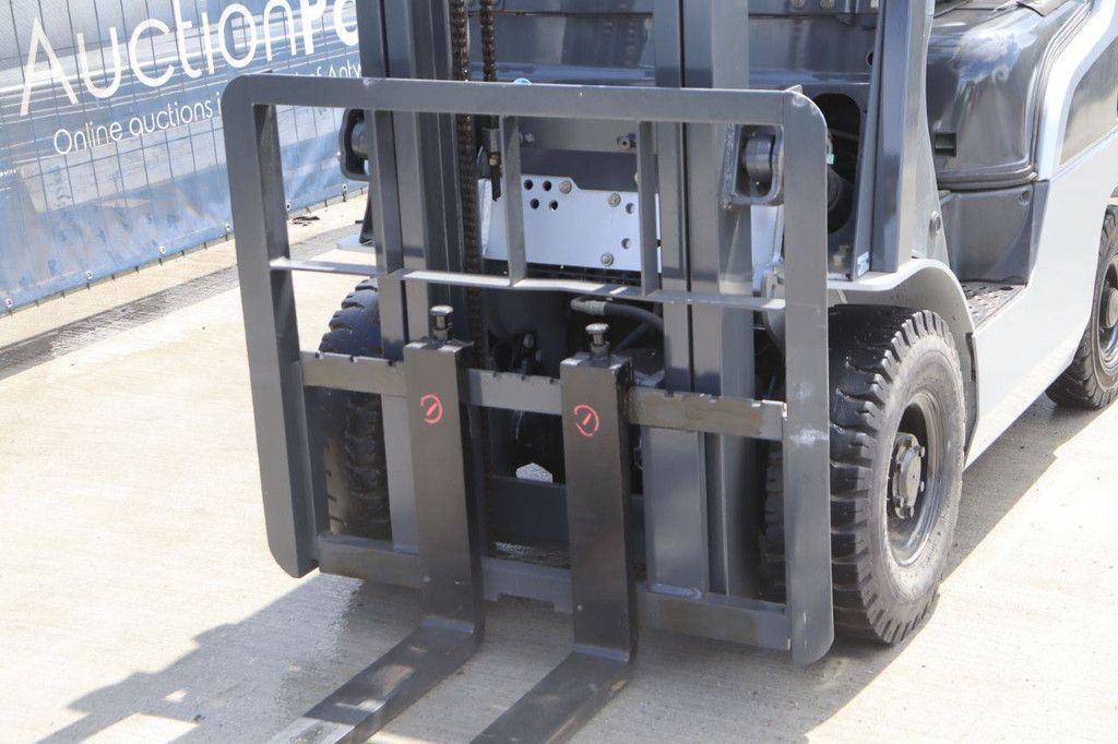 Gabelstapler Nissan EBT-P1F1 LPG 1500kg 3,0m 2008
