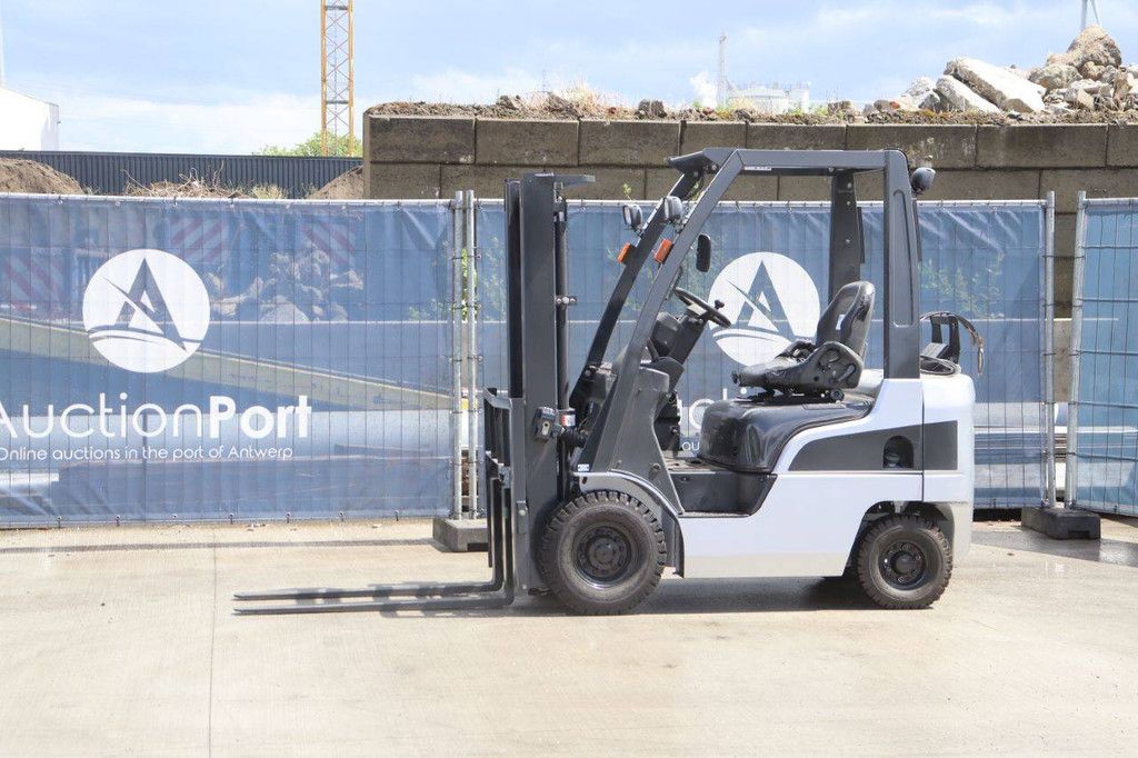 Gabelstapler Nissan EBT-P1F1 LPG 1500kg 3,0m 2009