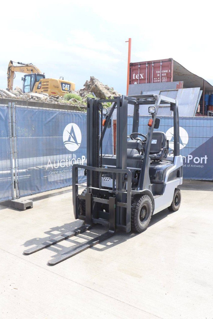 Gabelstapler Nissan EBT-P1F1 LPG 1500kg 3,0m 2009