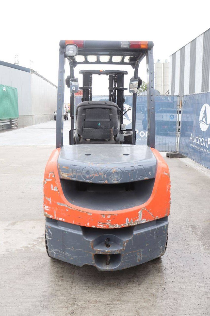 Gabelstapler Toyota 02-8FDJ35 Diesel 3400 kg 3,0 m 2015
