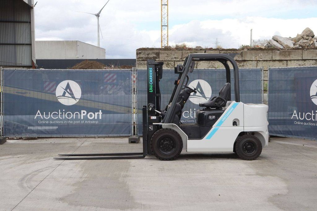 Unicarriers Gabelstapler FD25T5M Diesel 2350 kg 3,0 m 2019