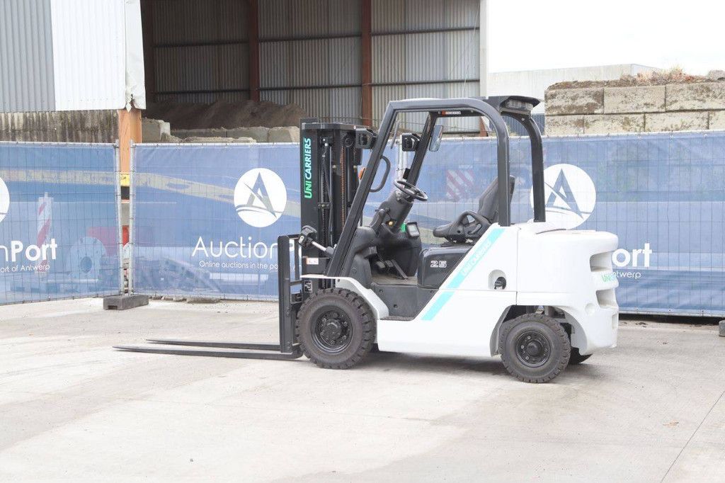 Unicarriers Gabelstapler FD25T5M Diesel 2350 kg 3,0 m 2019