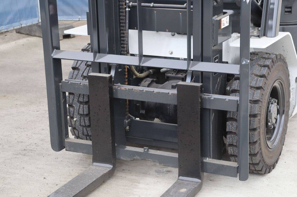 Unicarriers Gabelstapler FD25T5M Diesel 2350 kg 3,0 m 2019