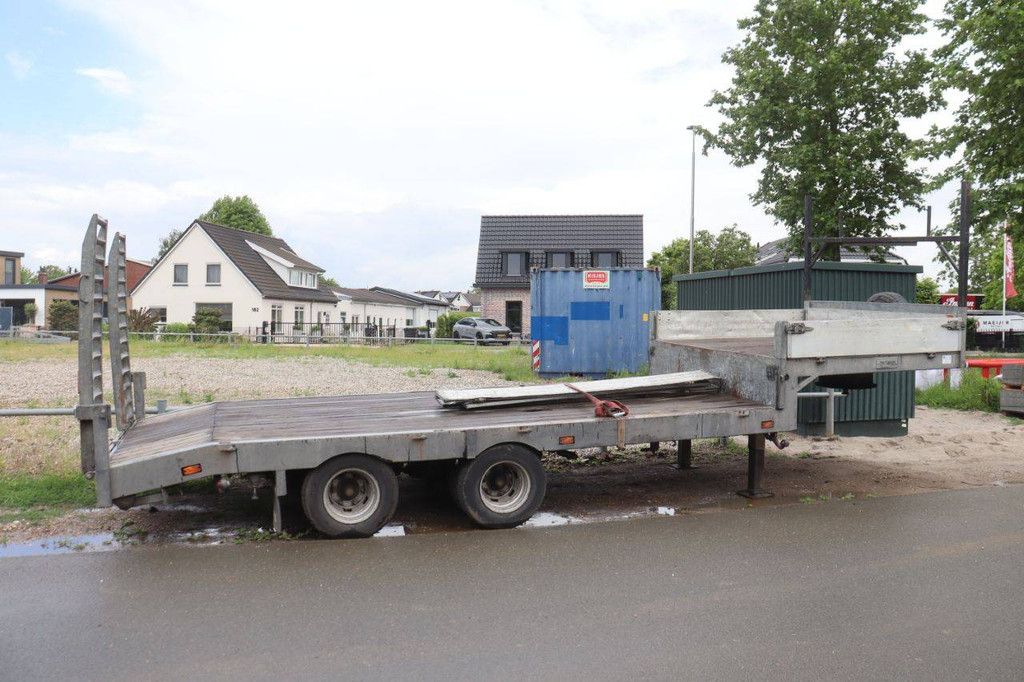 Semi-Low Loader Veldhuizen P31-5A 9000kg 2005